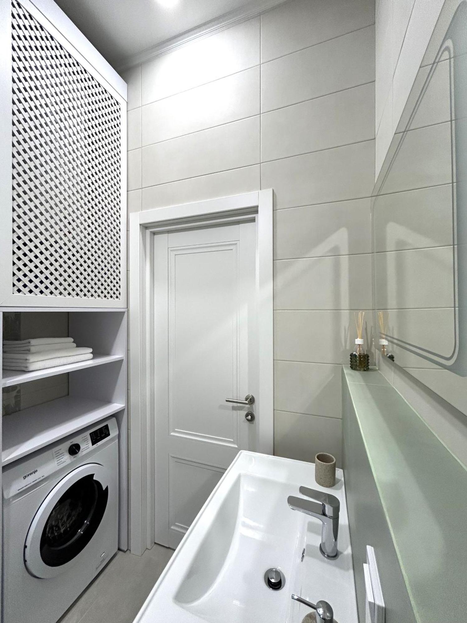 Modern Apartment, 5Mins To Rynok Square Lviv Eksteriør billede