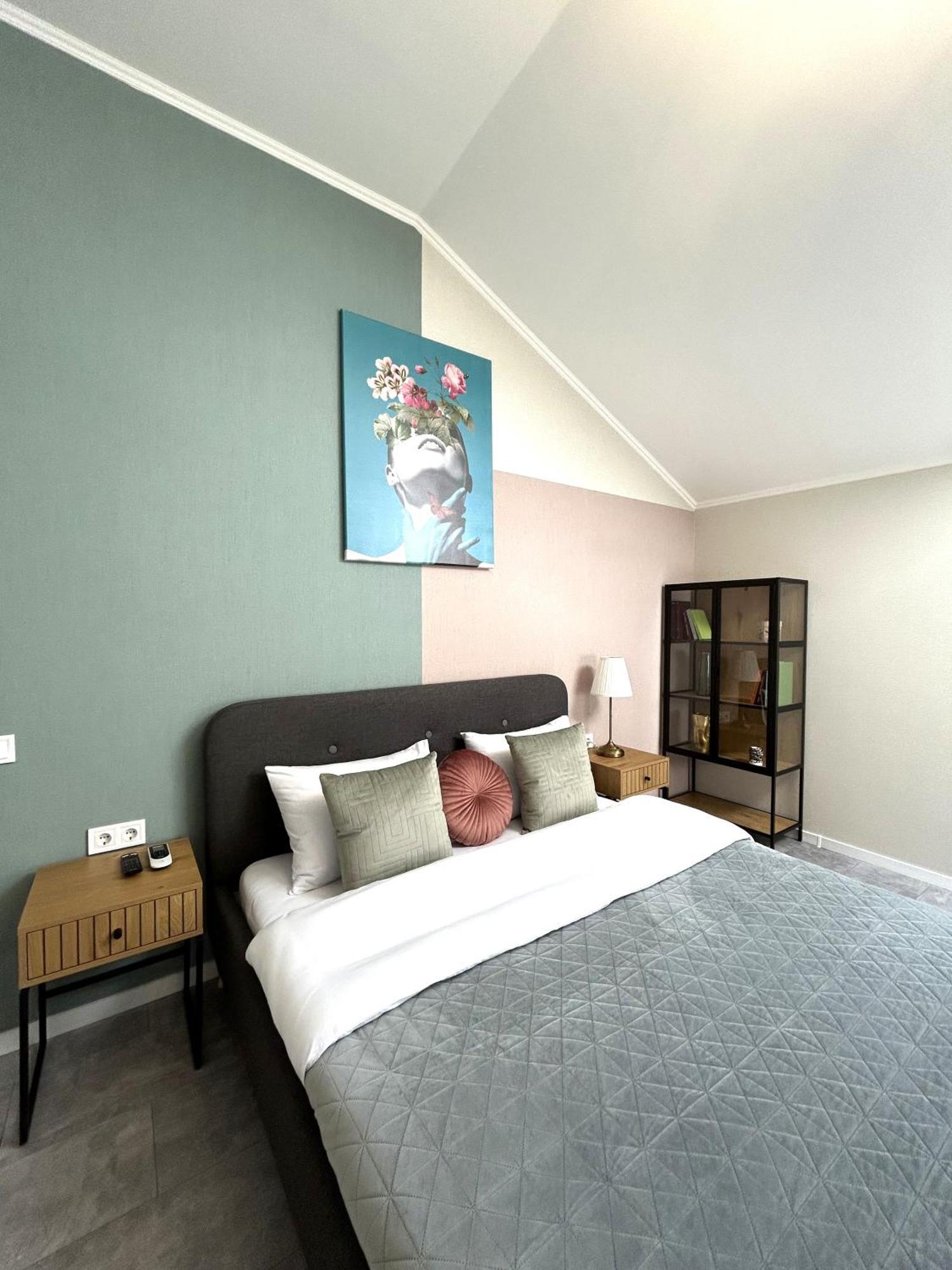 Modern Apartment, 5Mins To Rynok Square Lviv Eksteriør billede